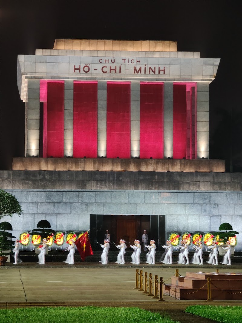 Photo 4 at Ho Chi Minh's Mausoleum in 