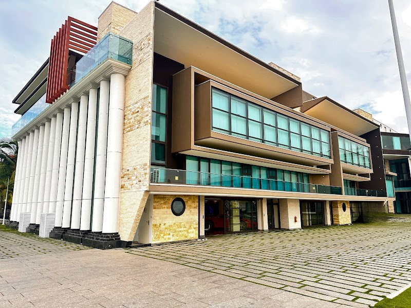 DESPITE AUTOMOBILE MUSEUM in Accra