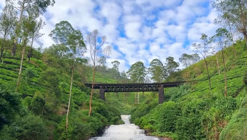 Photo 4 at Glassaugh Falls in Nuwara Eliya