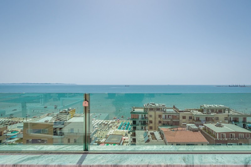 Ajsel Hotel in Durrës