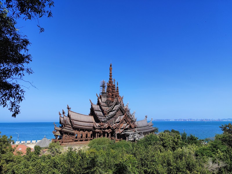 The Sanctuary of Truth Museum in Muang Pattaya