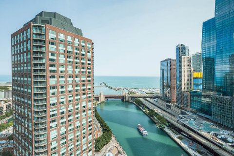 Photo 5 at Sheraton Grand Chicago Riverwalk in Chicago