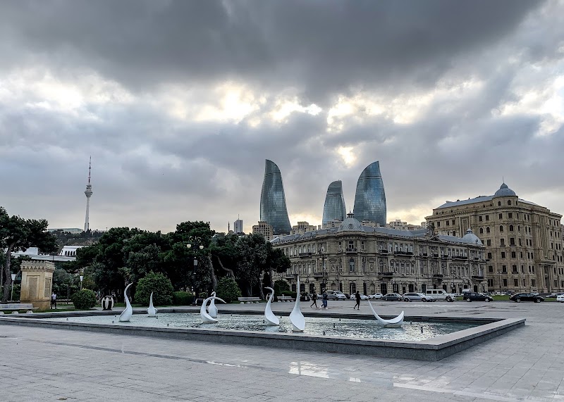 Baku Boulevard in Bakı
