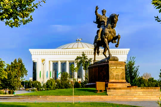 Amir Temur Square in Тоshkent