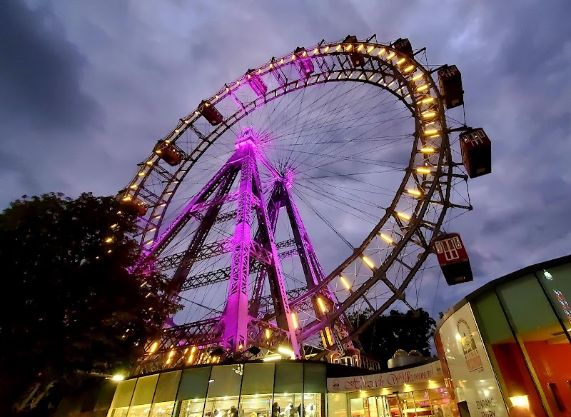 Viennese Giant Ferris Wheel in Wien