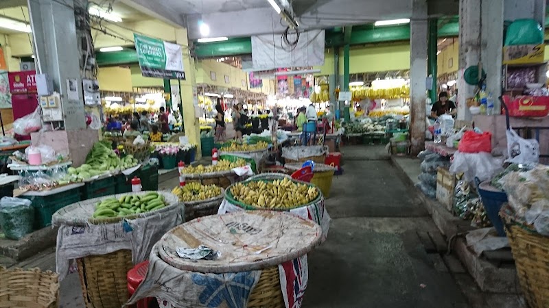 Photo 4 at Pak Khlong Talat in Khwaeng Wang Burapha Phirom