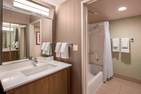 Photo 3 at Courtyard by Marriott Las Vegas Henderson/Green Valley in Henderson