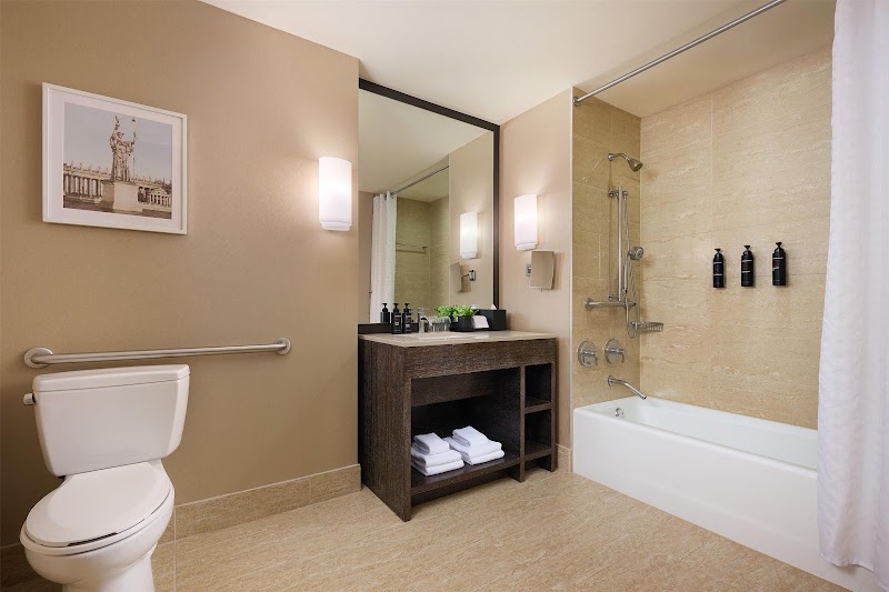 Photo 3 at The Royal Sonesta Chicago River North in Chicago