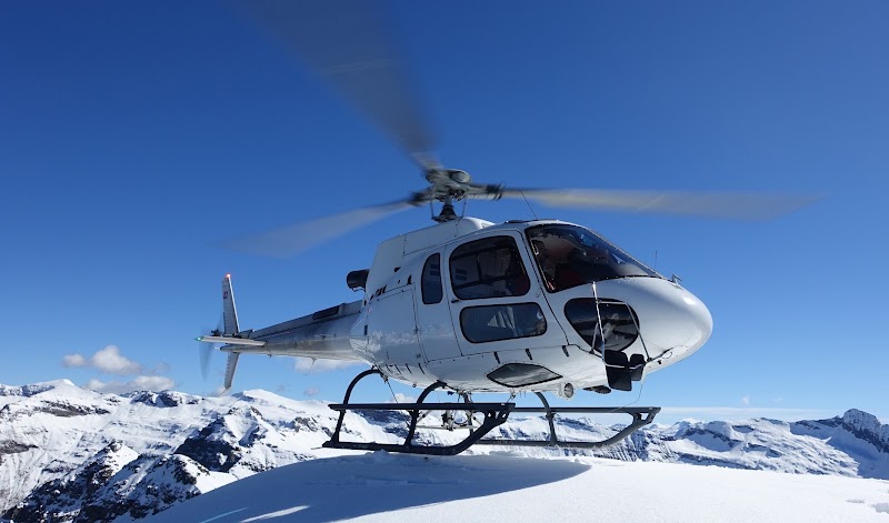 FunFlights Helicopter-Tours in Belp
