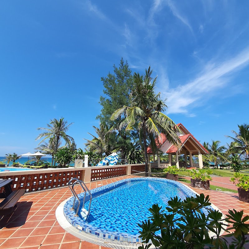 Photo 2 at Sandy Beach Non Nuoc Resort in 
