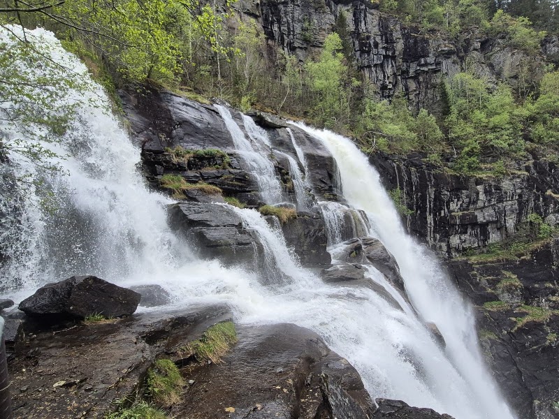 Photo 2 at Skjervsfossen Waterfall in Granvin
