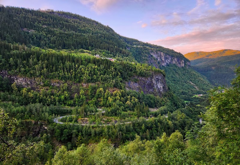 Photo 6 at Skjervsfossen Waterfall in Granvin