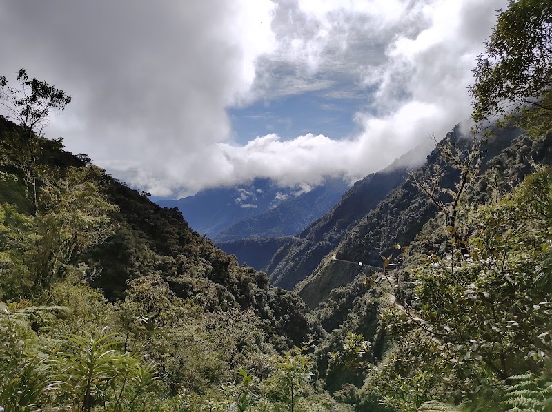 Altitude Travel in La Paz