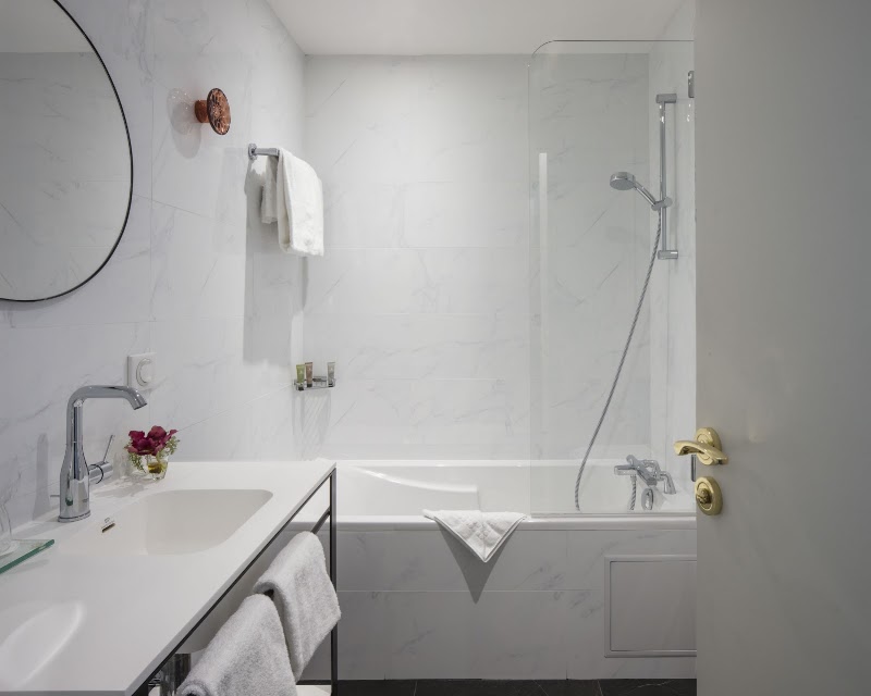 Photo 2 at Hôtel Malte - Astotel in Paris