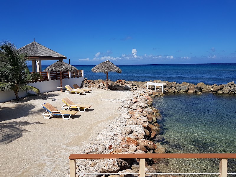Photo 5 at Piper's Cove Resort in Runaway Bay