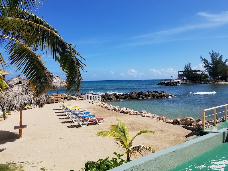 Photo 2 at Piper's Cove Resort in Runaway Bay