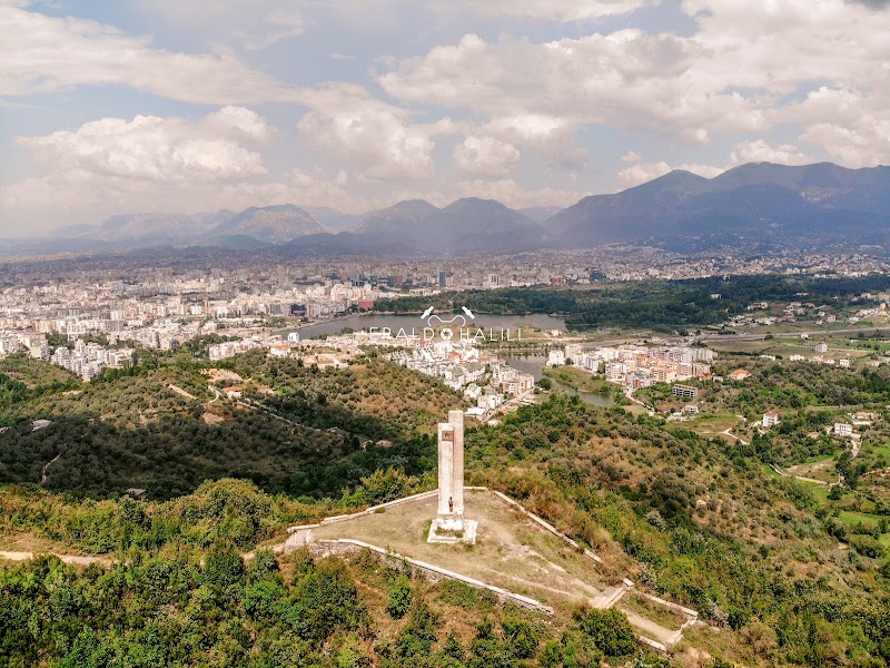 Photo 3 at Lapidari in Sauk