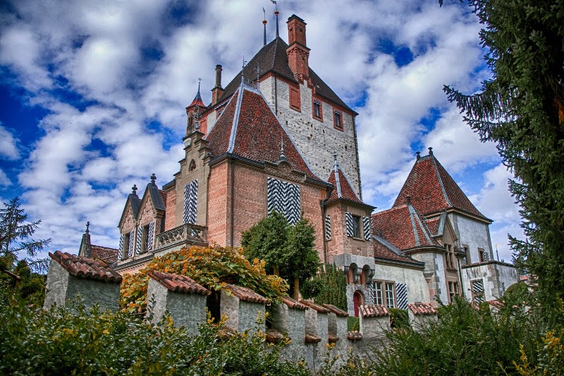 Photo 4 at Schloss Oberhofen am Thunersee in Oberhofen am Thunersee