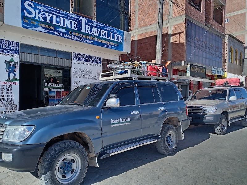 SKYLINE TRAVELLER UYUNI (Salt flats tours Uyuni) in Uyuni