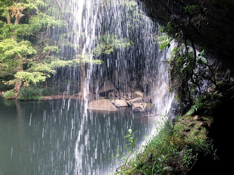 Photo 5 at Sera Ella Water Fall in Illukkumbura
