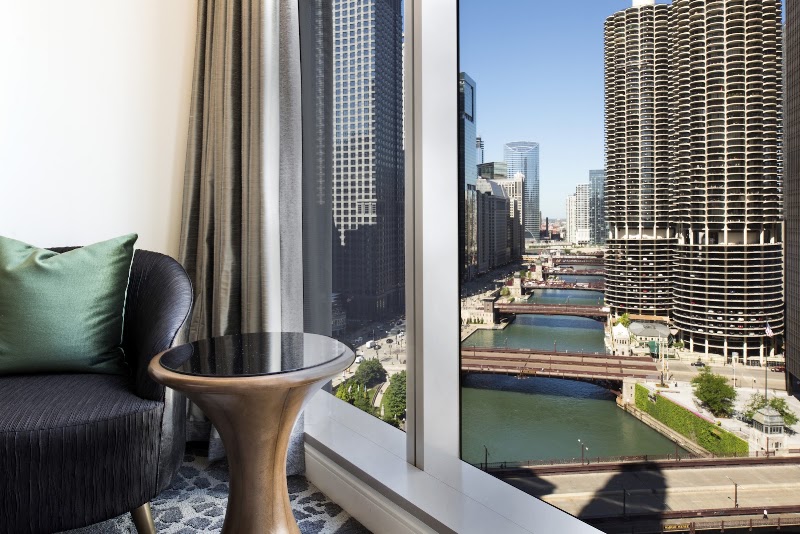 LondonHouse Chicago, Curio Collection by Hilton in Chicago