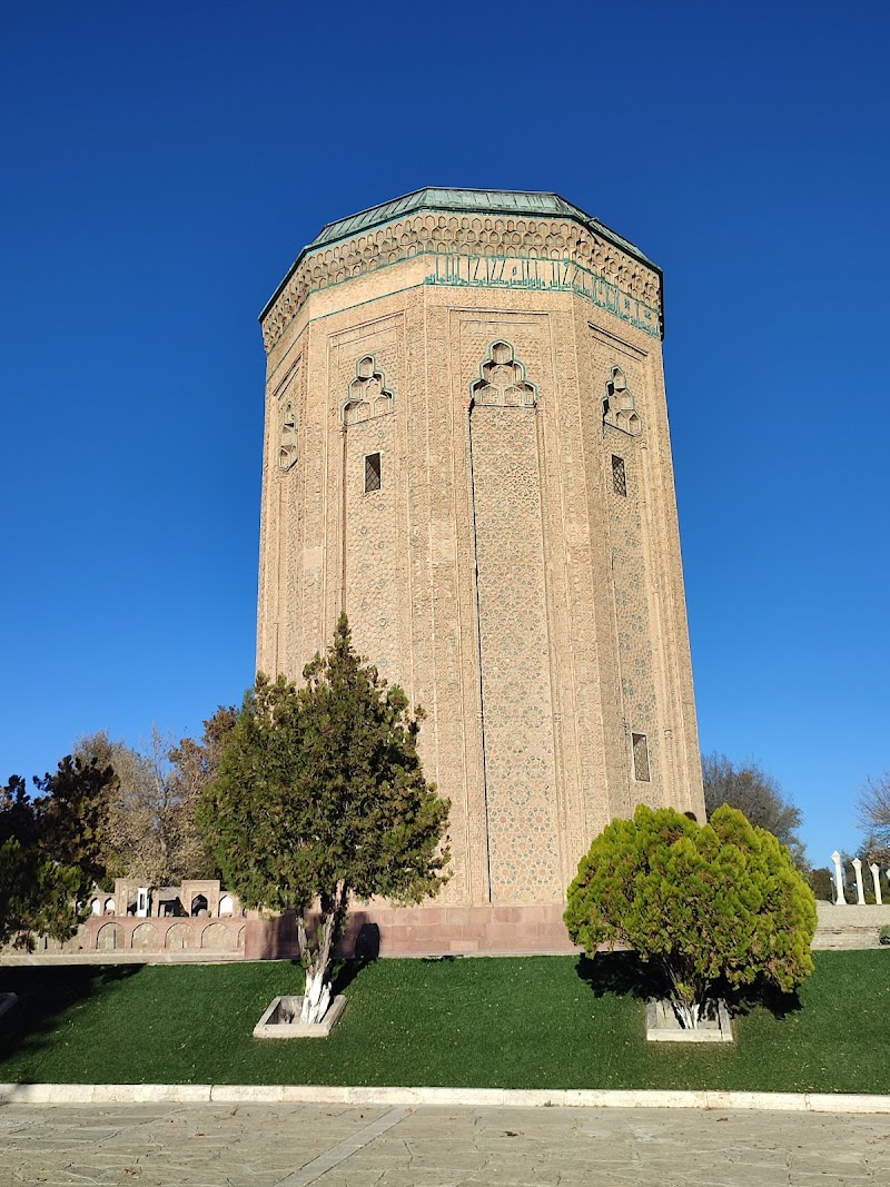 Photo 5 at Momine Khatun Mausoleum in Nakhchivan