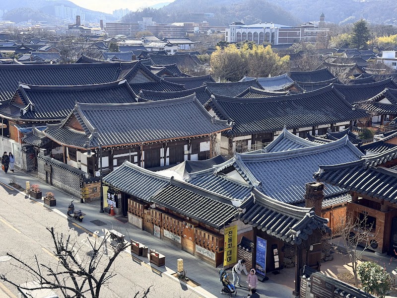 Jeonju Hanok Village in Jeonju