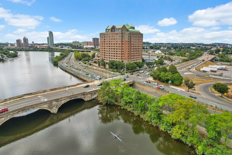 DoubleTree Suites by Hilton Hotel Boston - Cambridge in Boston