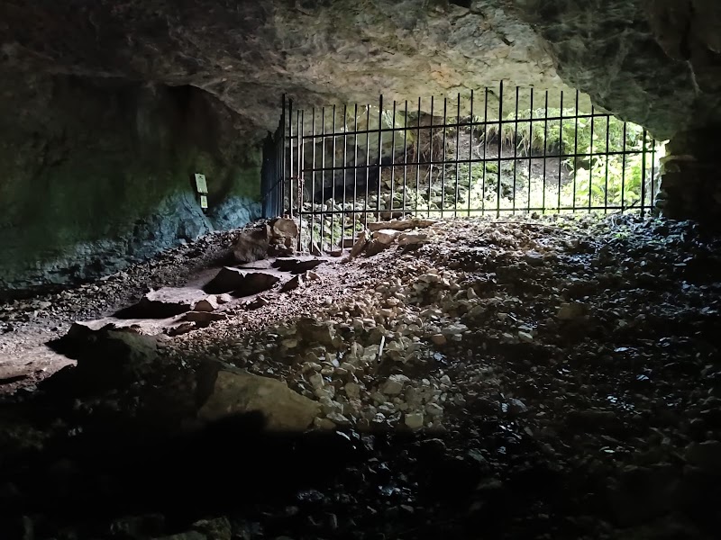Stanišovská Cave in Liptovský Ján