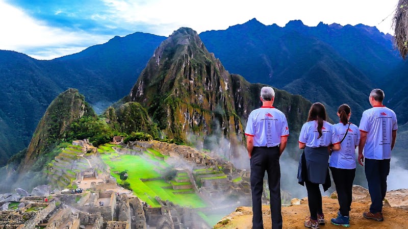 Peru Summit Adventures in 