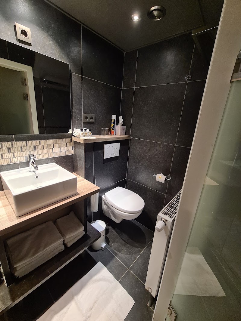 Photo 3 at Hotel Bloemenhof in Brugge