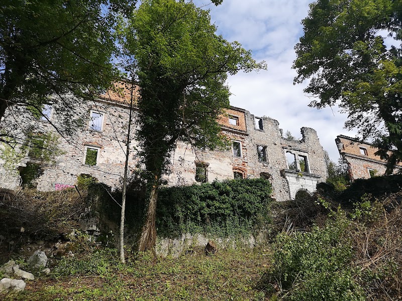 Photo 3 at Dvorec Hošperk (Haasberg) in Planina