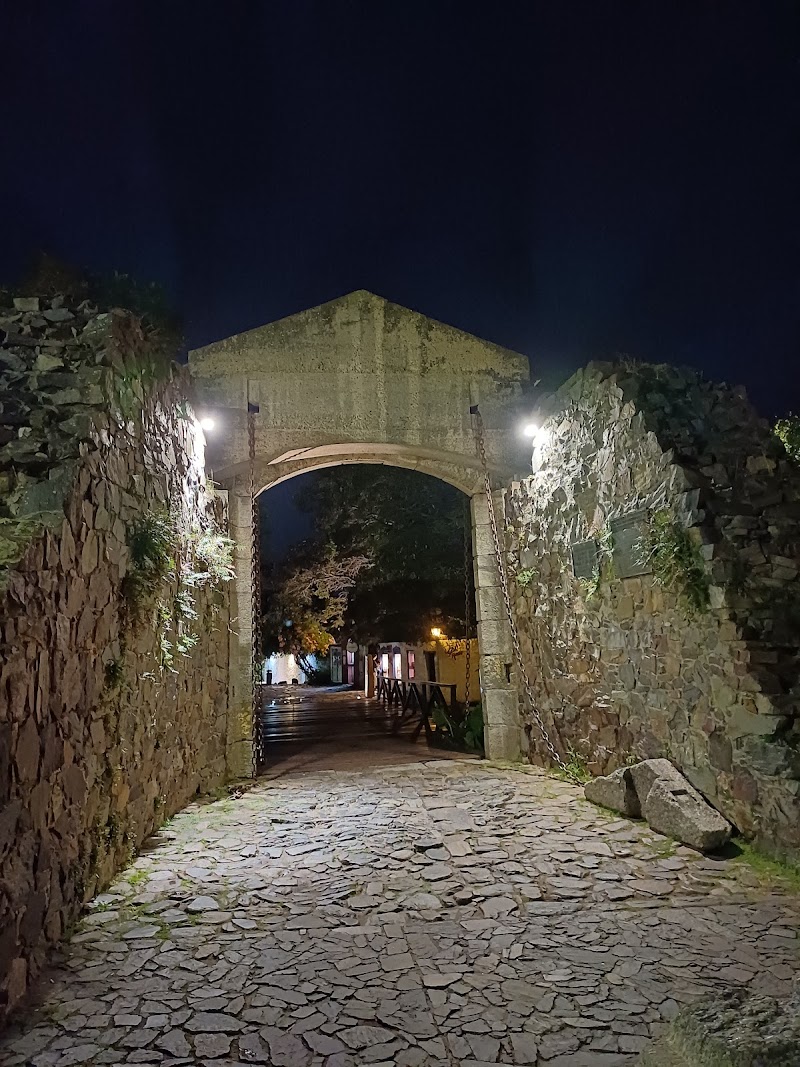 Puerta de la ciudadela in Colonia del Sacramento