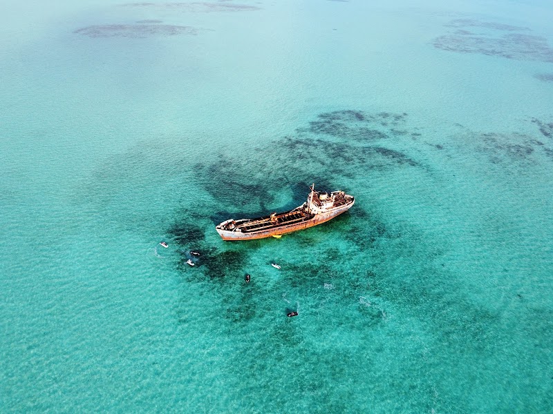 Photo 1 at La Famille Express Shipwreck in 