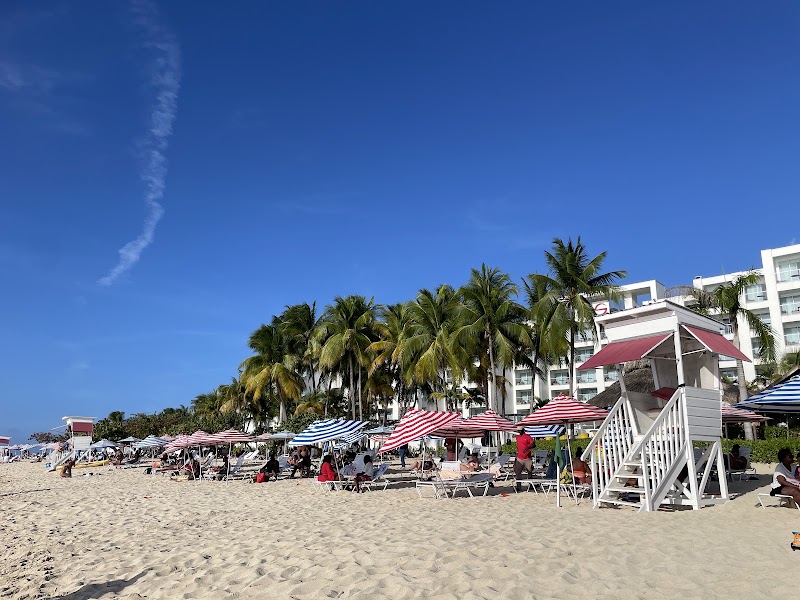 Photo 4 at Doctor's Cave Beach in Montego Bay