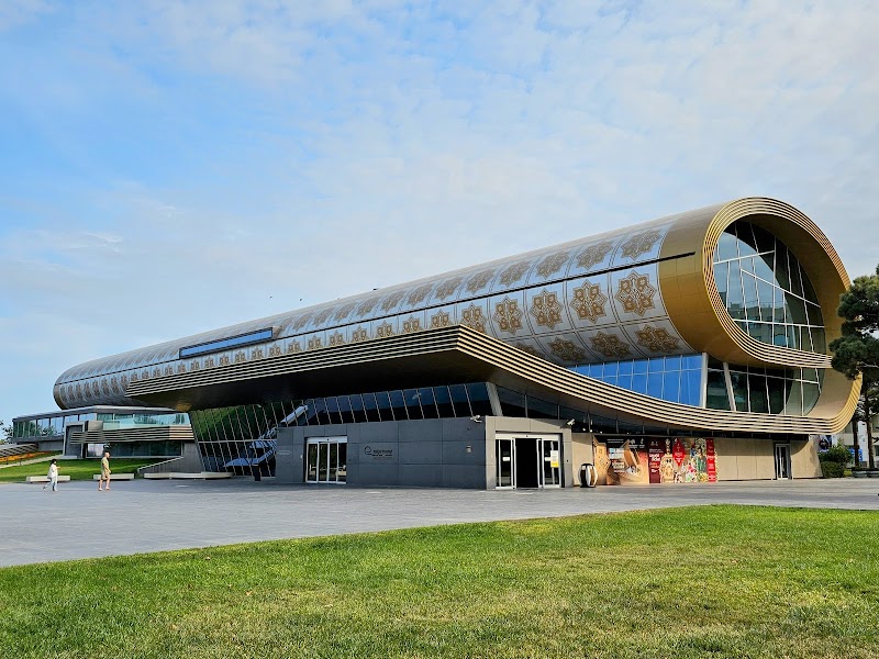 Azerbaijan Carpet Museum in Bakı