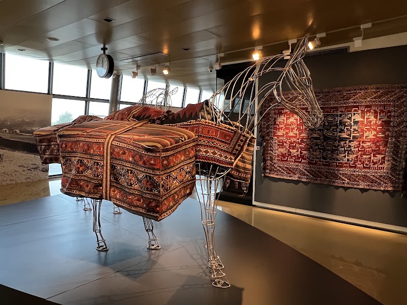 Photo 5 at Azerbaijan Carpet Museum in Bakı