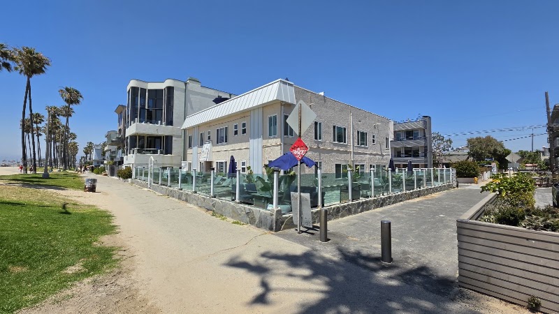 Photo 4 at Venice on the Beach Hotel in Los Angeles