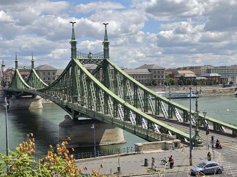 Photo 3 at Elisabeth Bridge in Budapest
