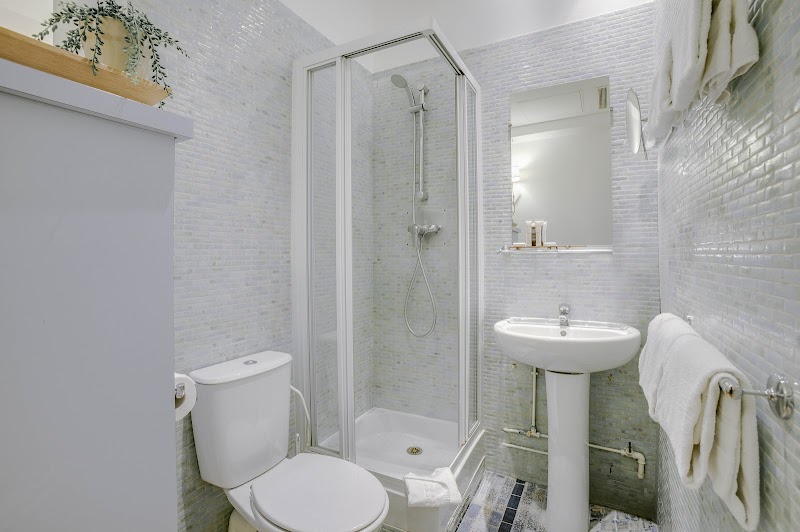 Photo 2 at Hôtel Astoria - Astotel in Paris