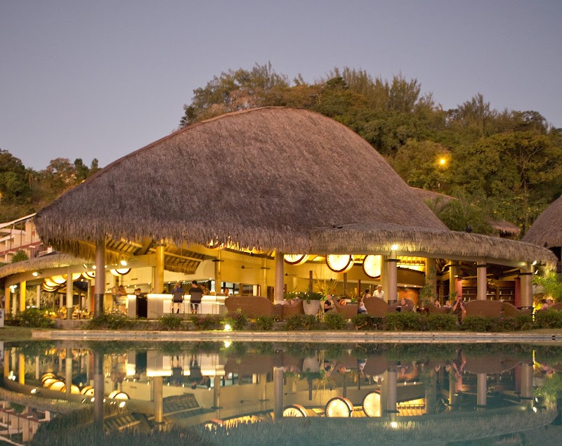 Tahiti Pearl Beach Resort in Arue