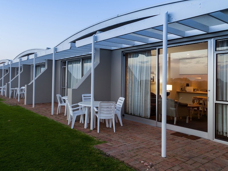 Dolphin Beach Hotel in Cape Town