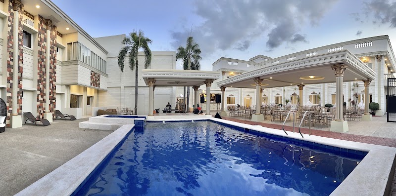 El Palacio Hotel and Resort in Noveleta