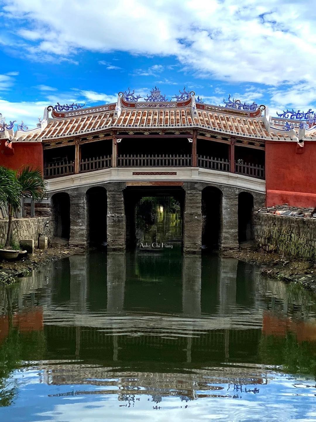 Chùa Cầu in 