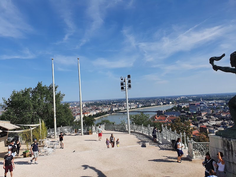 Photo 3 at Citadel in Budapest