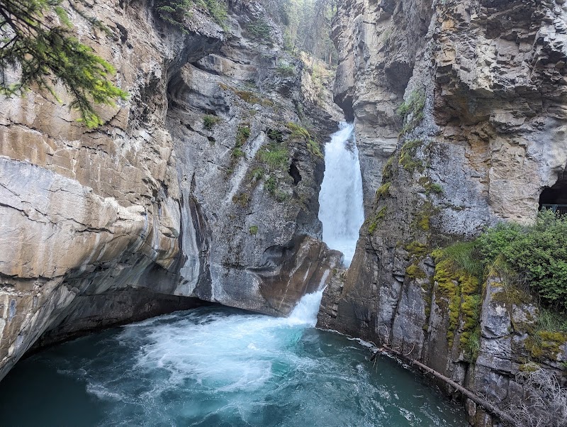 Johnston Canyon in 