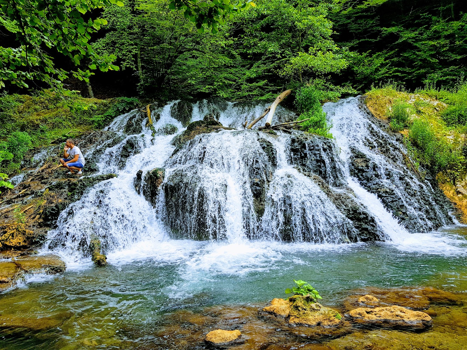 Dokuzak Waterfall in 