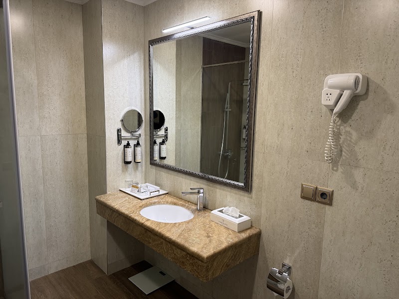 Photo 2 at Paris Hotel Yerevan in Yerevan