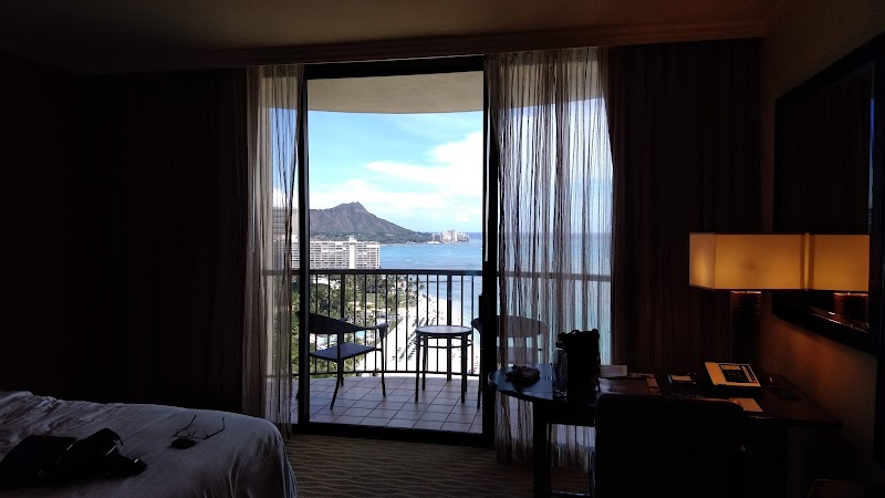 Photo 1 at Rainbow Tower in Honolulu