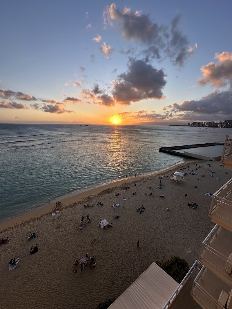 Photo 4 at Kaimana Beach Hotel in Honolulu